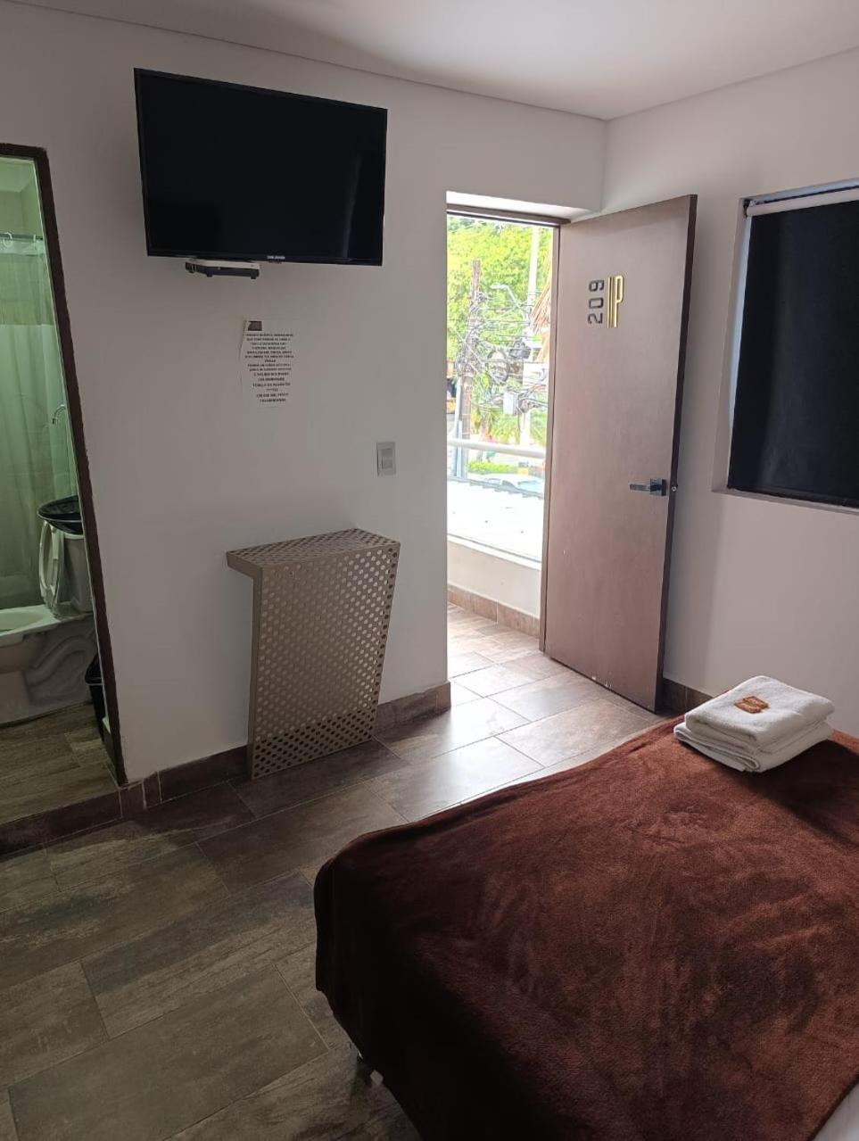 Hotel Prestige Medellín Zewnętrze zdjęcie